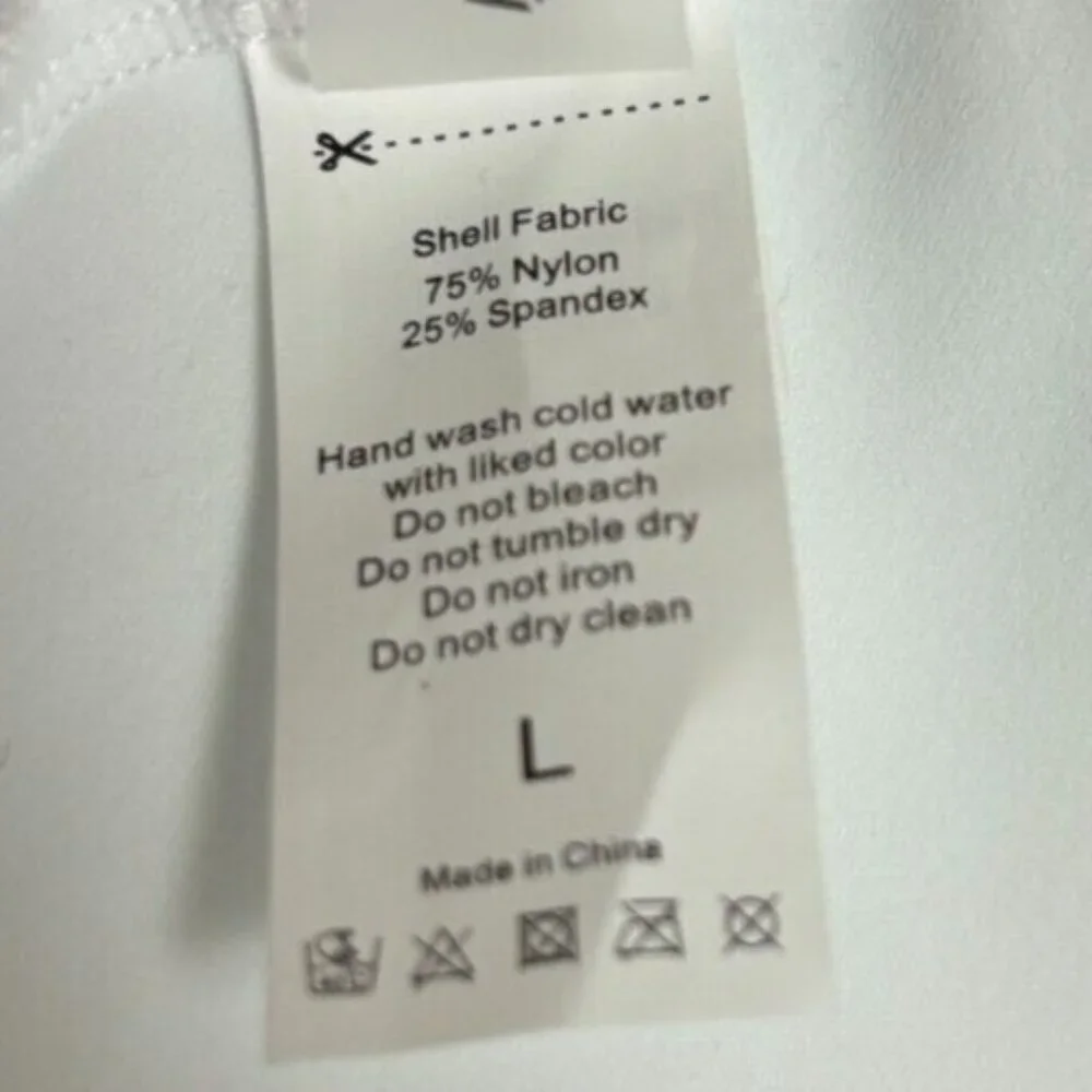Attraco Women's Scalloped Edge White Athletic Dress Size Large New With Tag's. - Picture 6 of 8